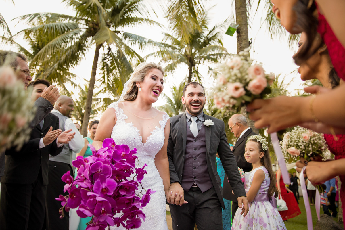 Fotos tiradas pelo Fotografo Régis Cristiano em Araçatuba – SP, momentos de muita alegria para os familiares e amigos. O casal escolheu a chácara Califórnia Eventos em Araçatuba São Paulo, por ser um casamen