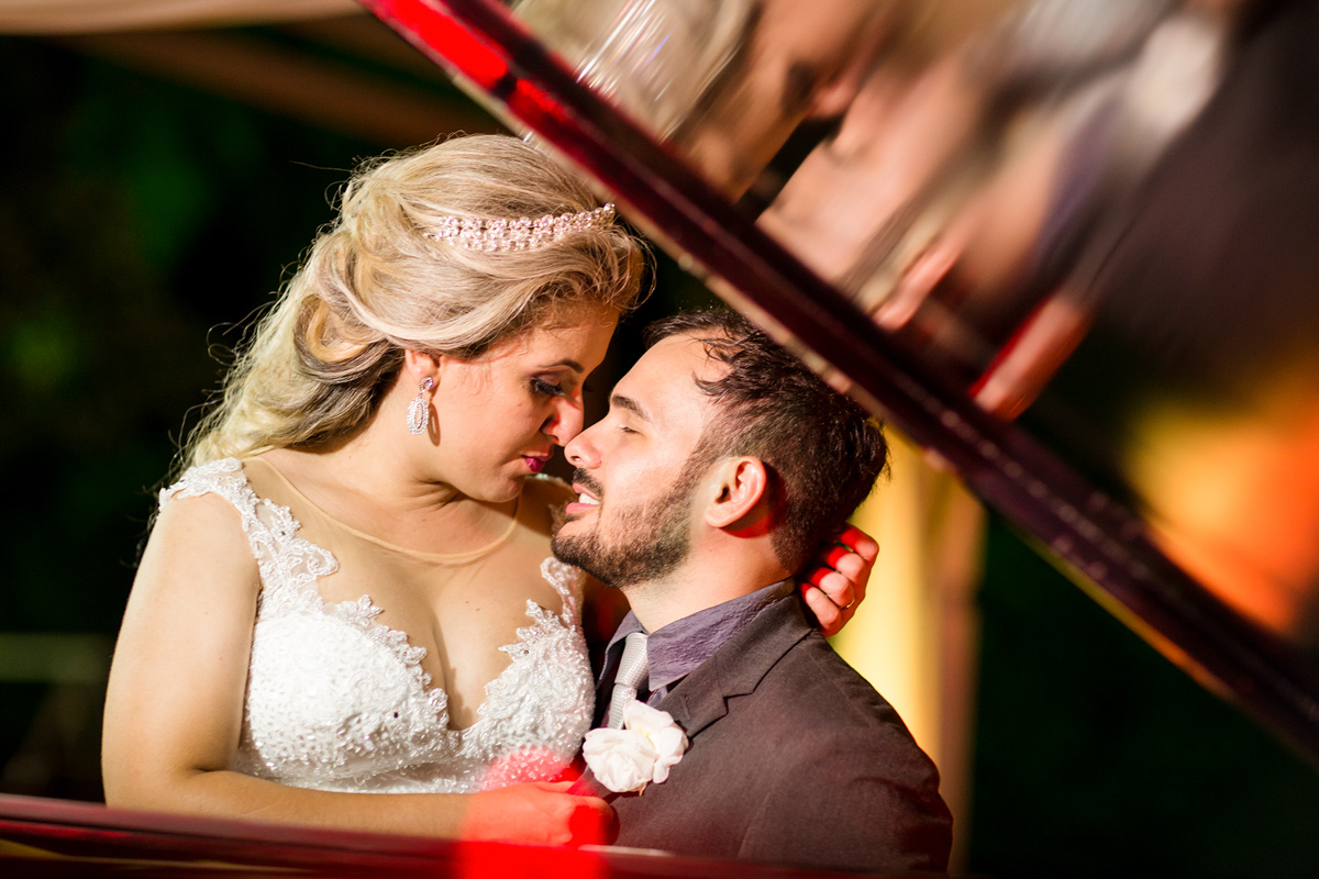 Fotos tiradas pelo Fotografo Régis Cristiano em Araçatuba – SP, momentos de muita alegria para os familiares e amigos. O casal escolheu a chácara Califórnia Eventos em Araçatuba São Paulo, por ser um casamen