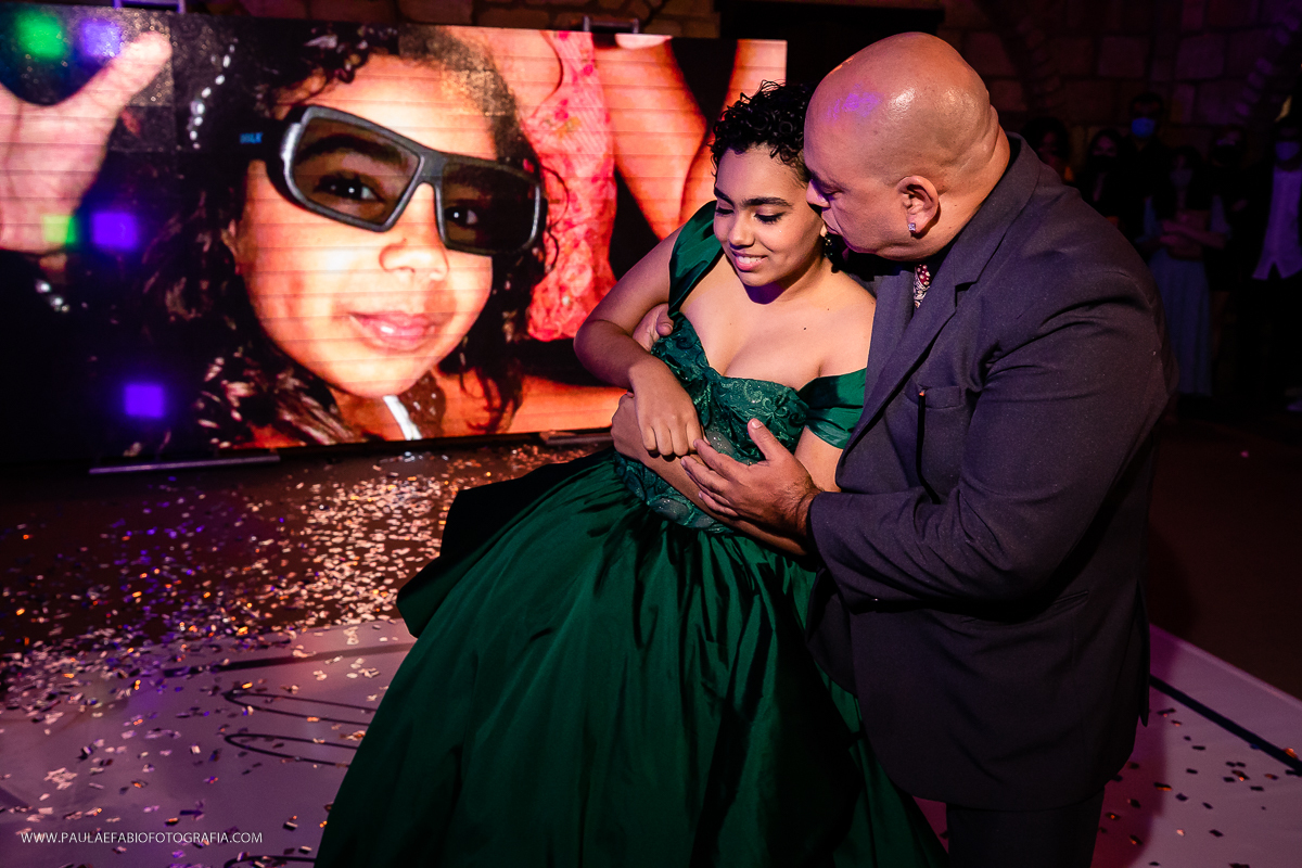 aniversario-15-anos-isabelle-coliseu-eventos-vargem-grande-rj-paula-dau-fabio-figueiredo-fotografia