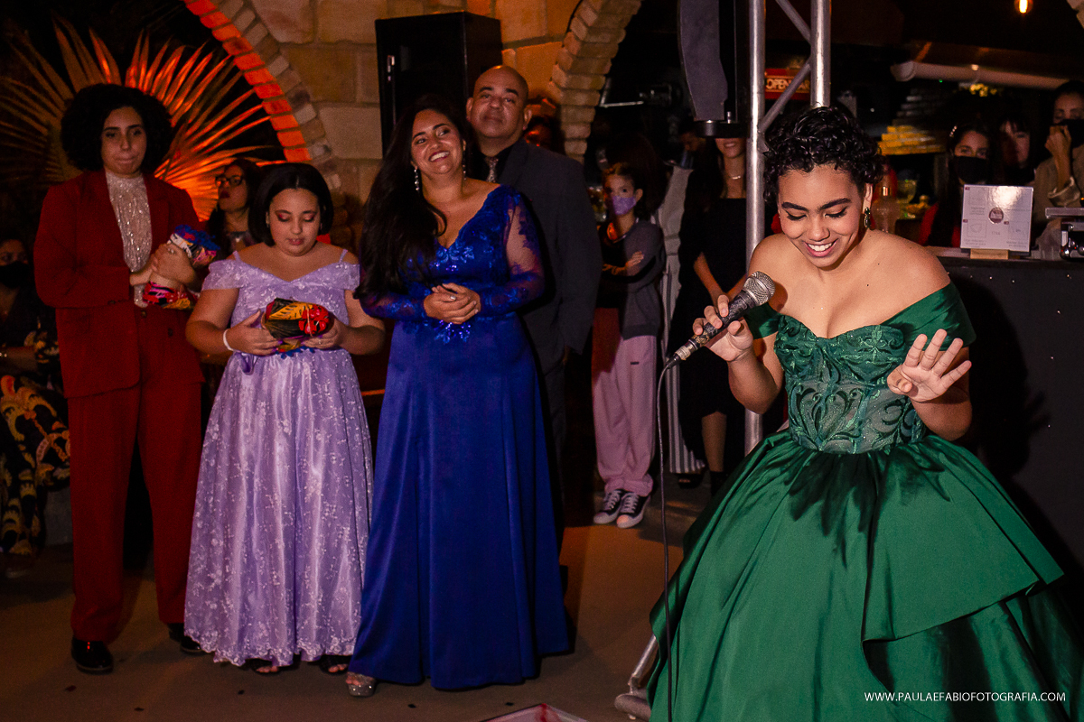 aniversario-15-anos-isabelle-coliseu-eventos-vargem-grande-rj-paula-dau-fabio-figueiredo-fotografia
