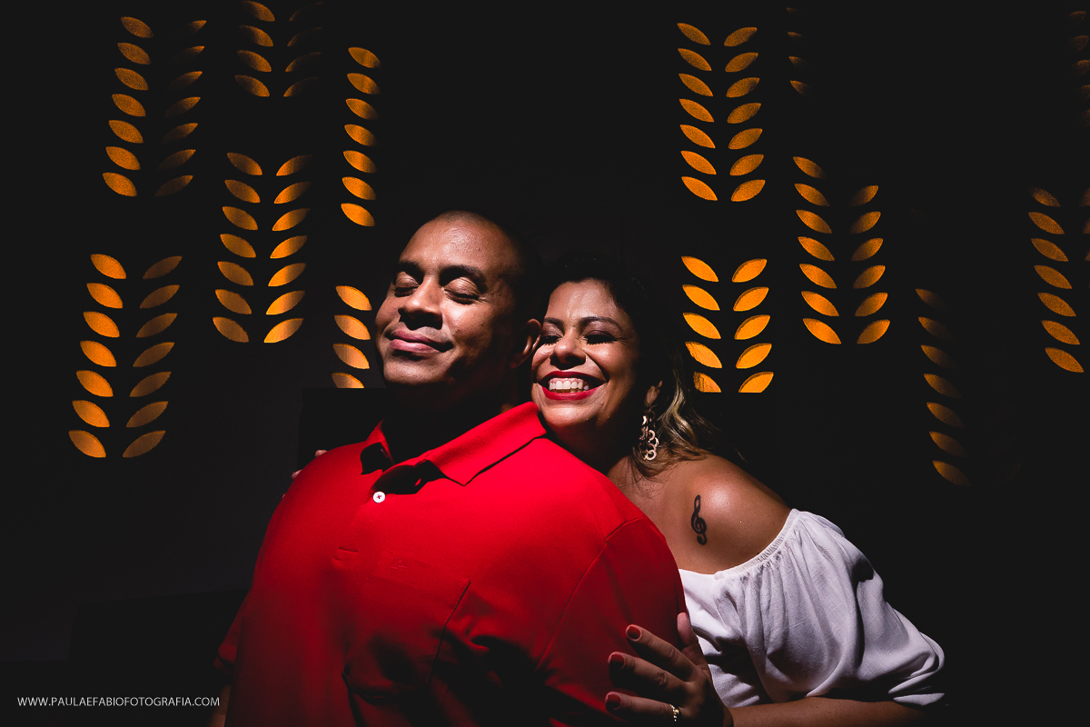 ensaio-pre-wedding-michelle-e-fabio-cervejaria-bohemia-petropolis-rj-paula-dau-e-fabio-figueiredo-fotografia