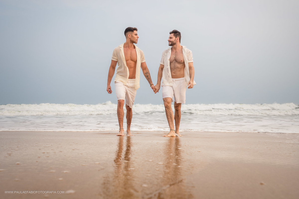 ensaio-felipe-e-juan-praia-de-grumari-rio-de-janeiro-paula-dau-fabio-figueiredo-fotografia