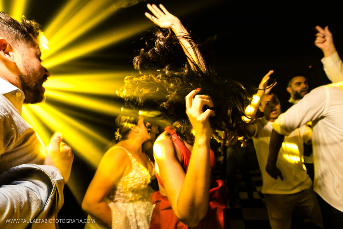 casamento-marcelle-e-joao-casa-de-santa-teresa-pao-de-acucar-cristo-redentor-rj-pista-de-dança-animacao-dj-lopez