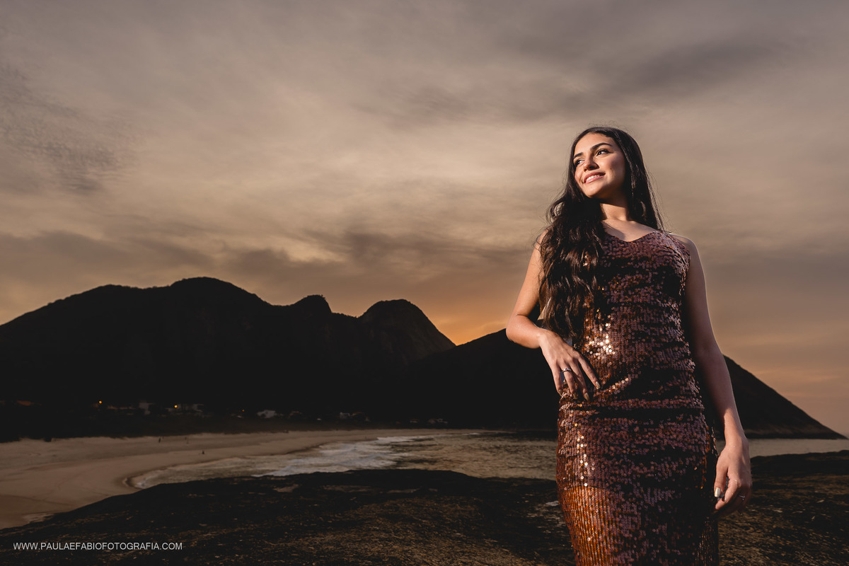 ensaio-book-15-anos-nina-praia-de-itacoatiara-pedra-do-pampo-niteroi-rj