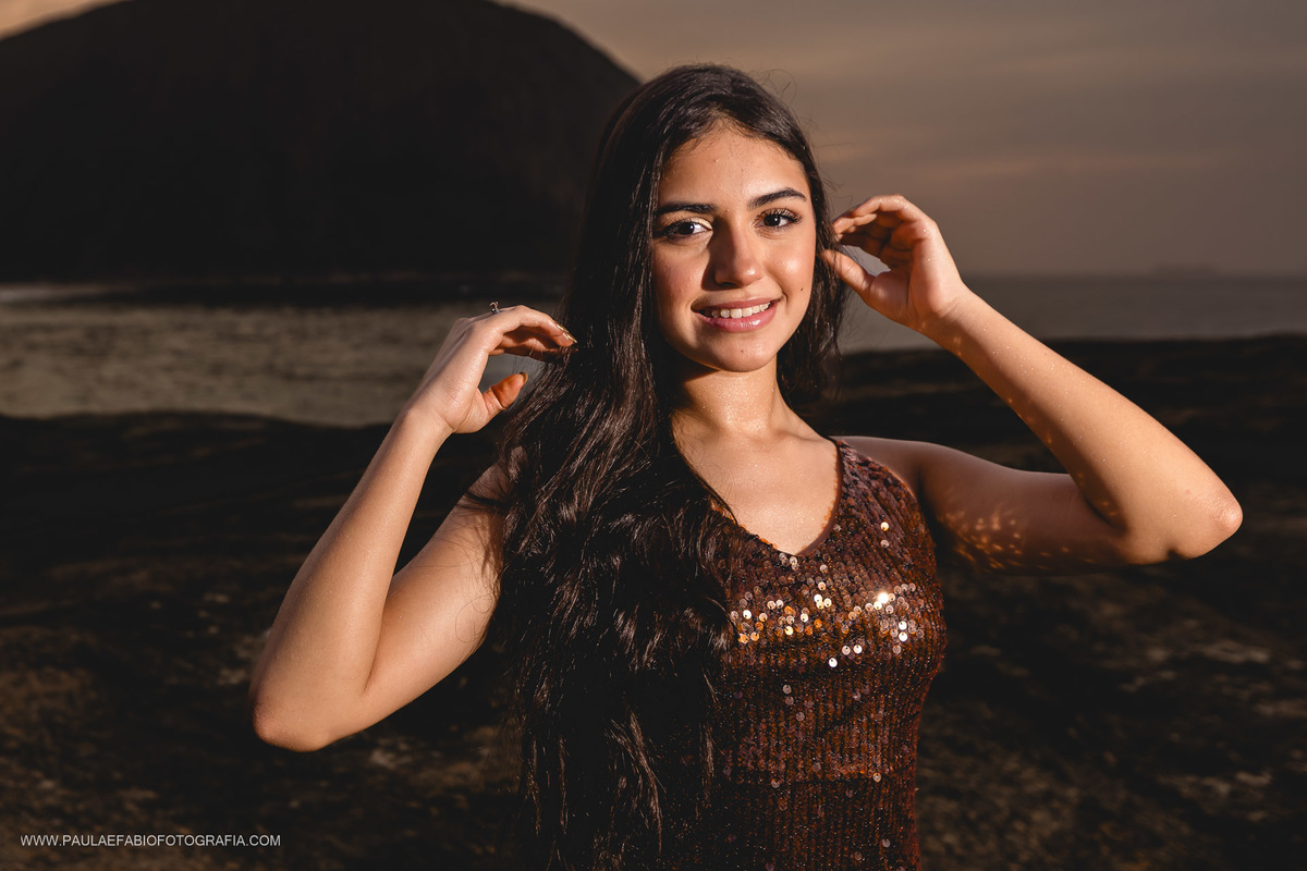 ensaio-book-15-anos-nina-praia-de-itacoatiara-pedra-do-pampo-niteroi-rj