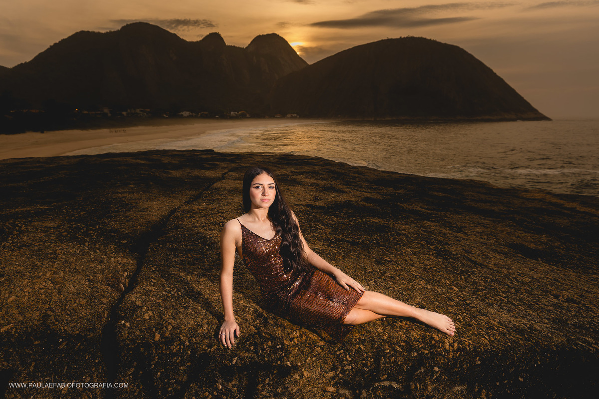 ensaio-book-15-anos-nina-praia-de-itacoatiara-pedra-do-pampo-niteroi-rj