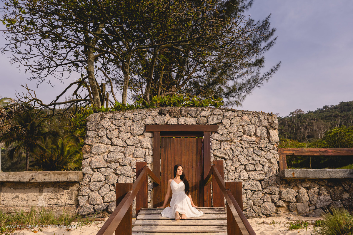 ensaio-book-15-anos-nina-praia-de-itacoatiara-pedra-do-pampo-niteroi-rj