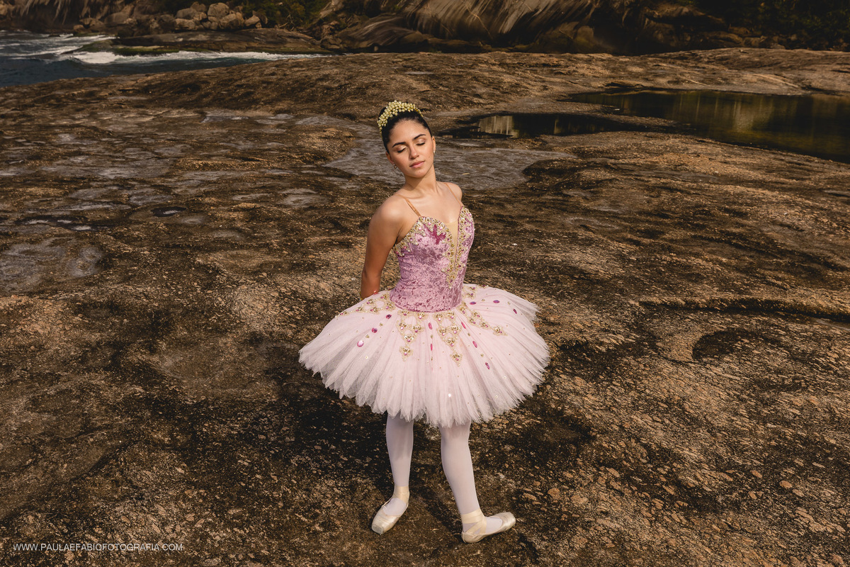 ensaio-book-15-anos-nina-praia-de-itacoatiara-pedra-do-pampo-niteroi-rj