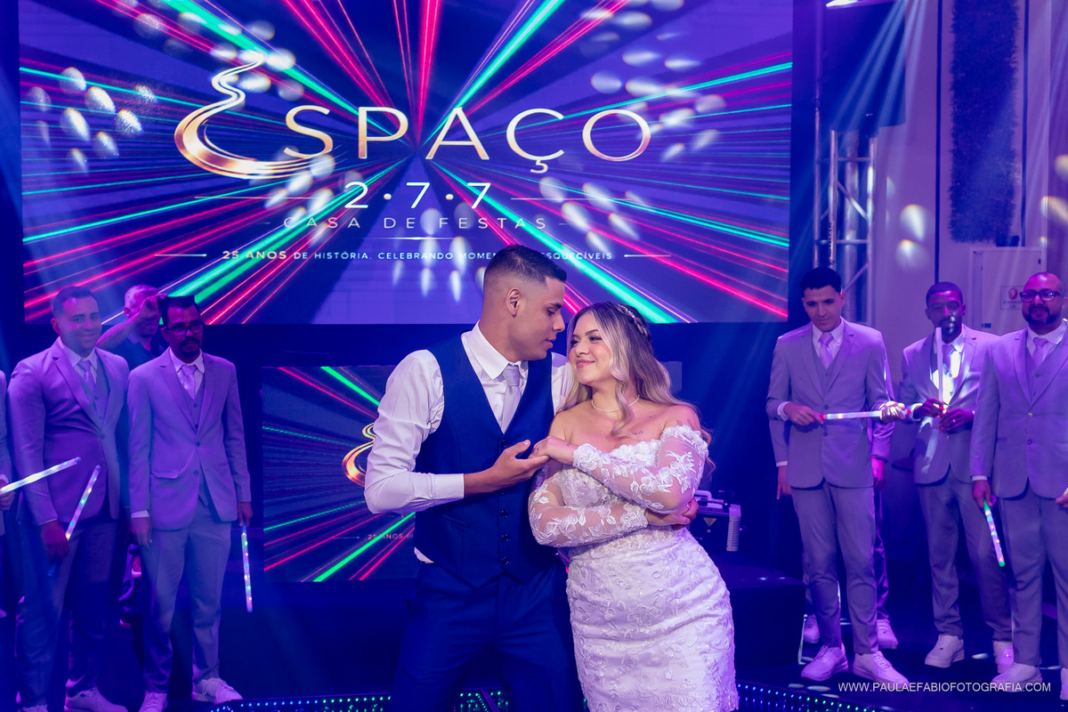 casamento-giselle-e-anderson-espaco-277-nova-iguacu-rio-de-janeiro-rj-paula-dau-fabio-figueiredo-fotografia-amor-em-movimento-producoes