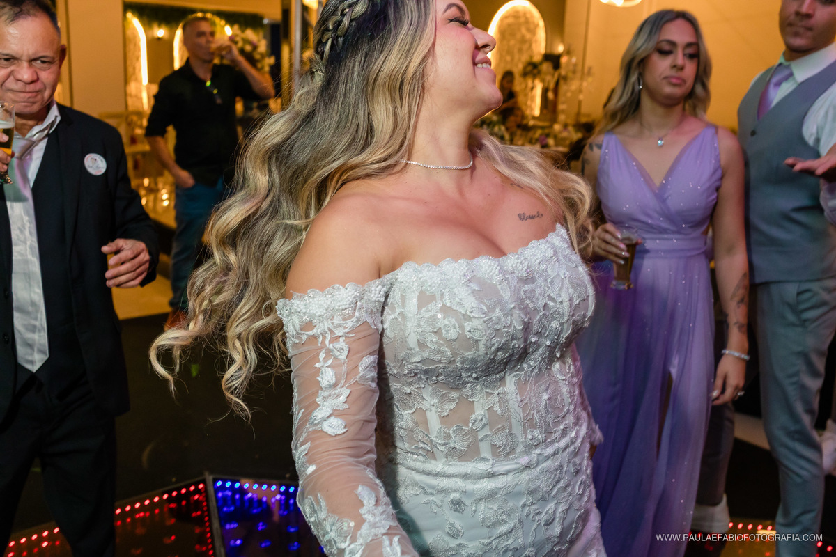 casamento-giselle-e-anderson-espaco-277-nova-iguacu-rio-de-janeiro-rj-paula-dau-fabio-figueiredo-fotografia-amor-em-movimento-producoes