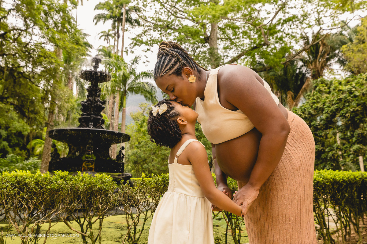 esperando-emanuela-ensaio-gestante-luana-mateus-e-micaela-jardim-botanico-rj-paula-dau-fabio-figueiredo-fotografia-amor-em-movimento-producoes