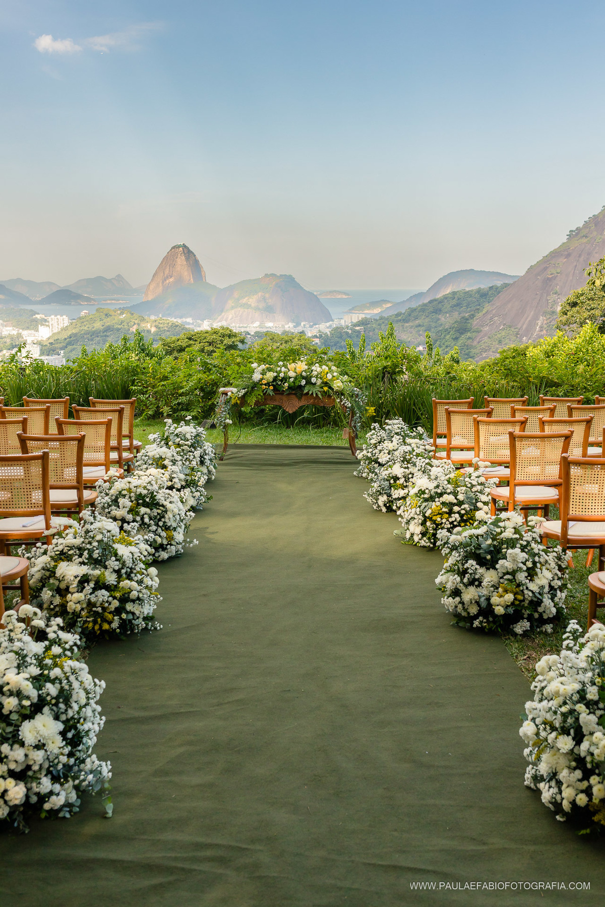 destination-wedding-casamento-elisa-e-marisa-casa-de-santa-teresa-rj-paula-dau-fabio-figueiredo-fotografia-amor-em-movimento-producoes