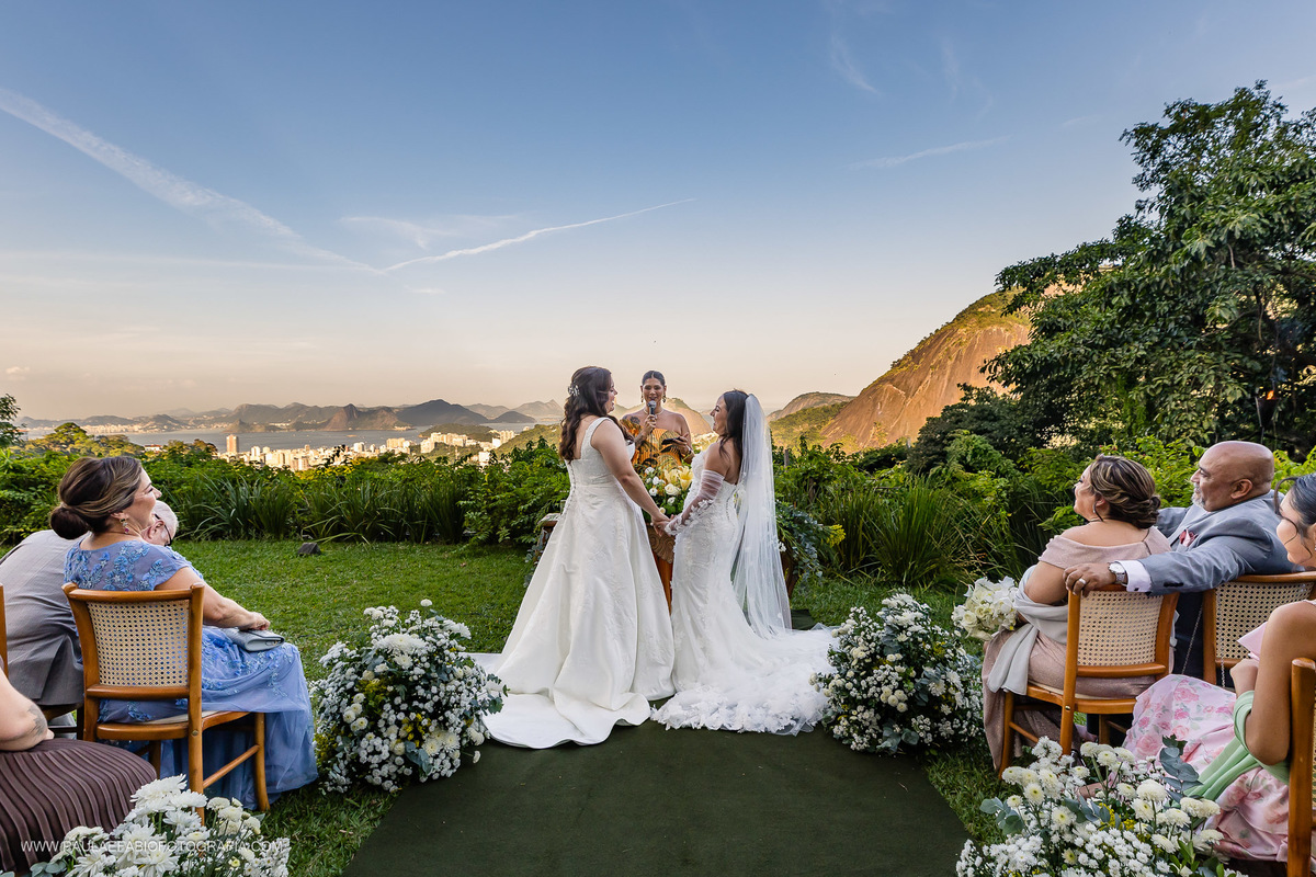 destination-wedding-casamento-elisa-e-marisa-casa-de-santa-teresa-rj-paula-dau-fabio-figueiredo-fotografia-amor-em-movimento-producoes