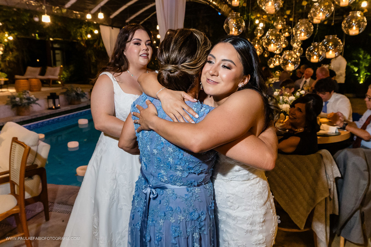 destination-wedding-casamento-elisa-e-marisa-casa-de-santa-teresa-rj-paula-dau-fabio-figueiredo-fotografia-amor-em-movimento-producoes