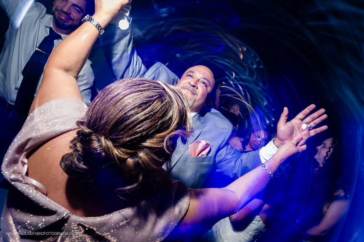 destination-wedding-casamento-elisa-e-marisa-casa-de-santa-teresa-rj-paula-dau-fabio-figueiredo-fotografia-amor-em-movimento-producoes