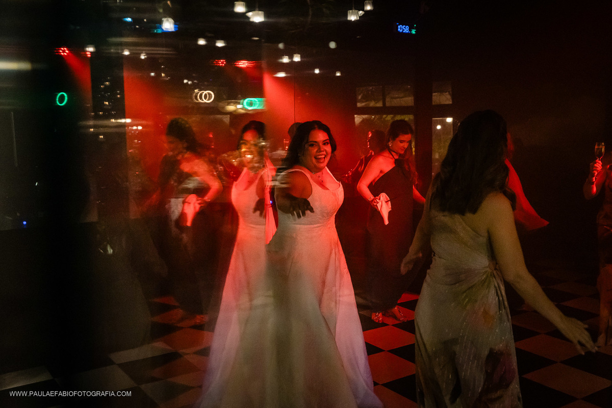 destination-wedding-casamento-elisa-e-marisa-casa-de-santa-teresa-rj-paula-dau-fabio-figueiredo-fotografia-amor-em-movimento-producoes