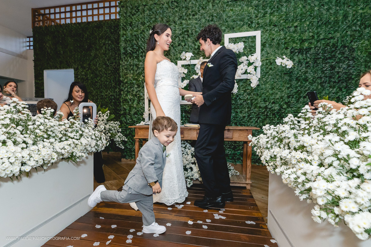 casamento-ana-e-breno-vila-romana-jacarepagua-rj-paula-dau-fabio-figueiredo-fotografia-amor-em-movimento-producoes