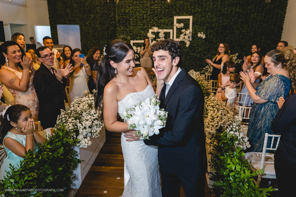 casamento-ana-e-breno-vila-romana-jacarepagua-rj-paula-dau-fabio-figueiredo-fotografia-amor-em-movimento-producoes