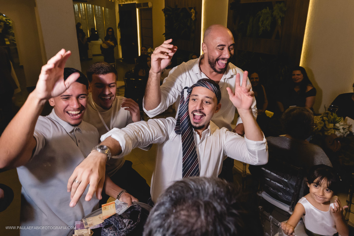 casamento-ana-e-breno-vila-romana-jacarepagua-rj-paula-dau-fabio-figueiredo-fotografia-amor-em-movimento-producoes