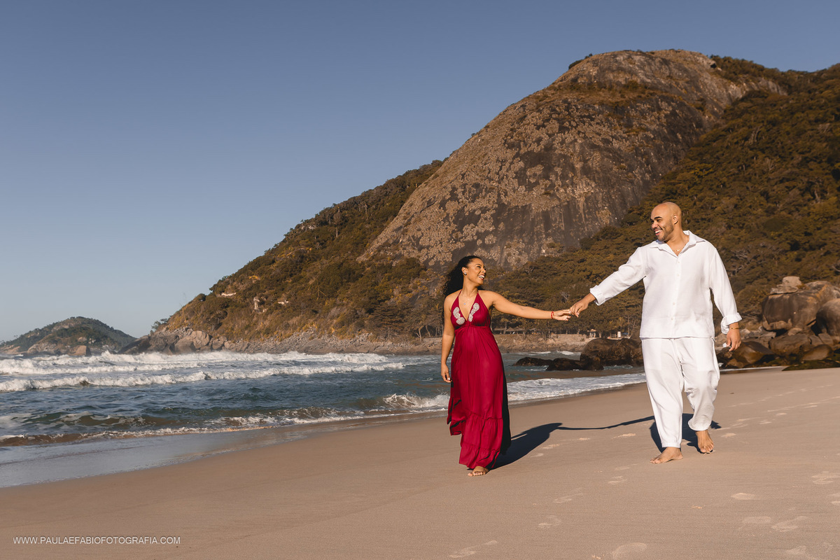 ensaio-pre-wedding-pamela-e-humberto-mirante-do-roncador-prainha-rj