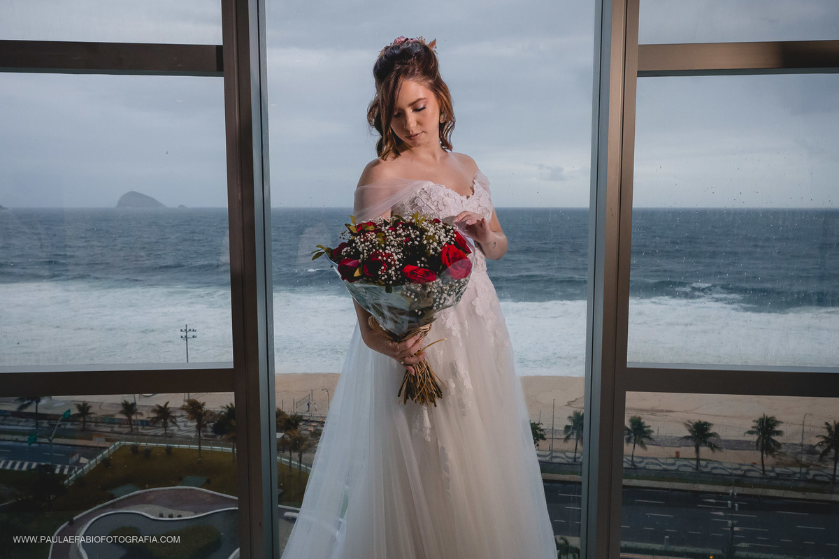 casamento-ana-paula-e-lucas-dia-da-noiva-hotel-nacional-villa-riso-vila-aurea-eventos-sao-conrado-rj-paula-dau-fabio-figueiredo-fotografia-amor-em-movimento-producoes