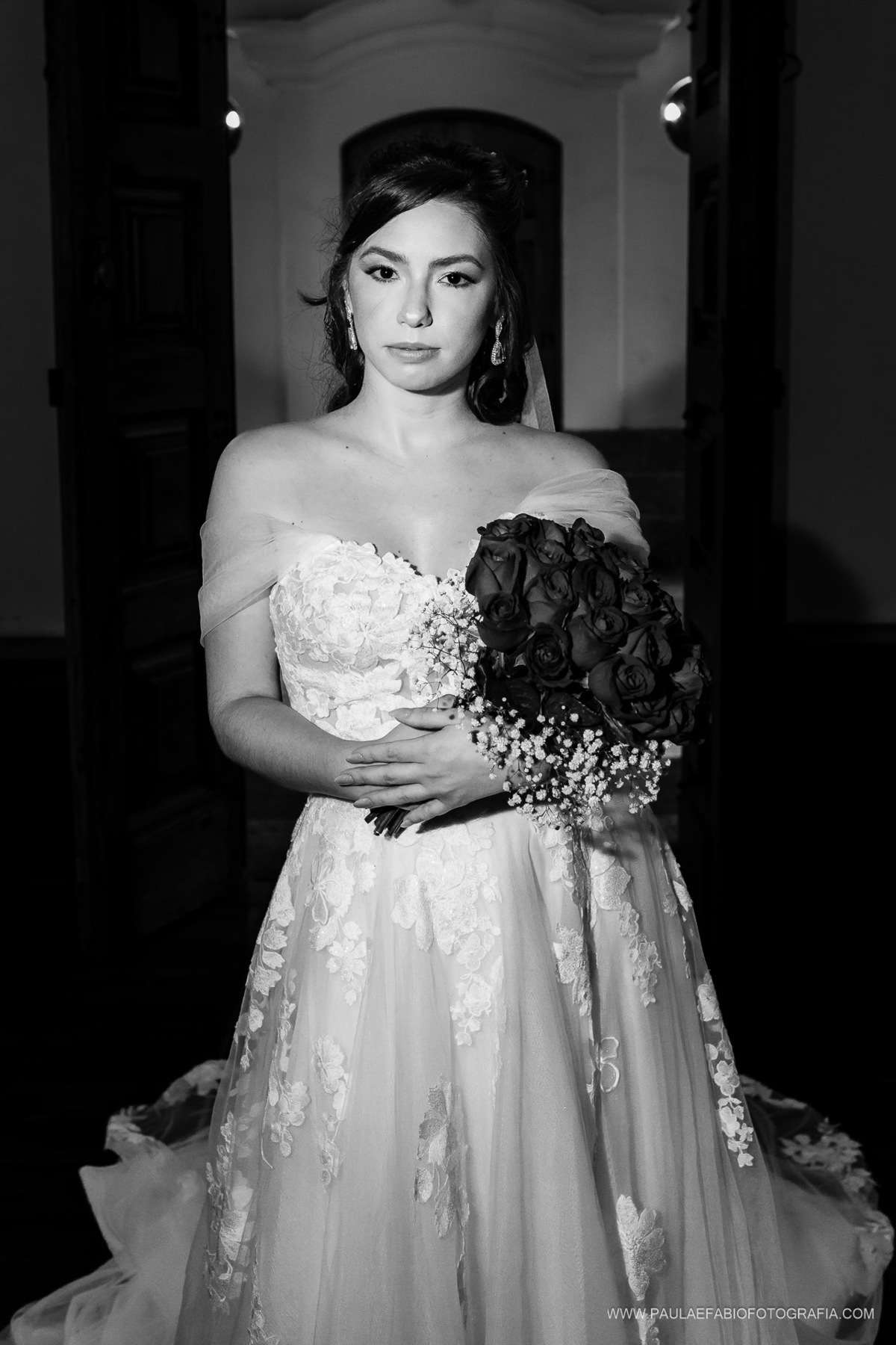 casamento-ana-paula-e-lucas-villa-riso-vila-aurea-eventos-sao-conrado-rj-fotos-da-noiva-paula-dau-fabio-figueiredo-fotografia-amor-em-movimento-producoes