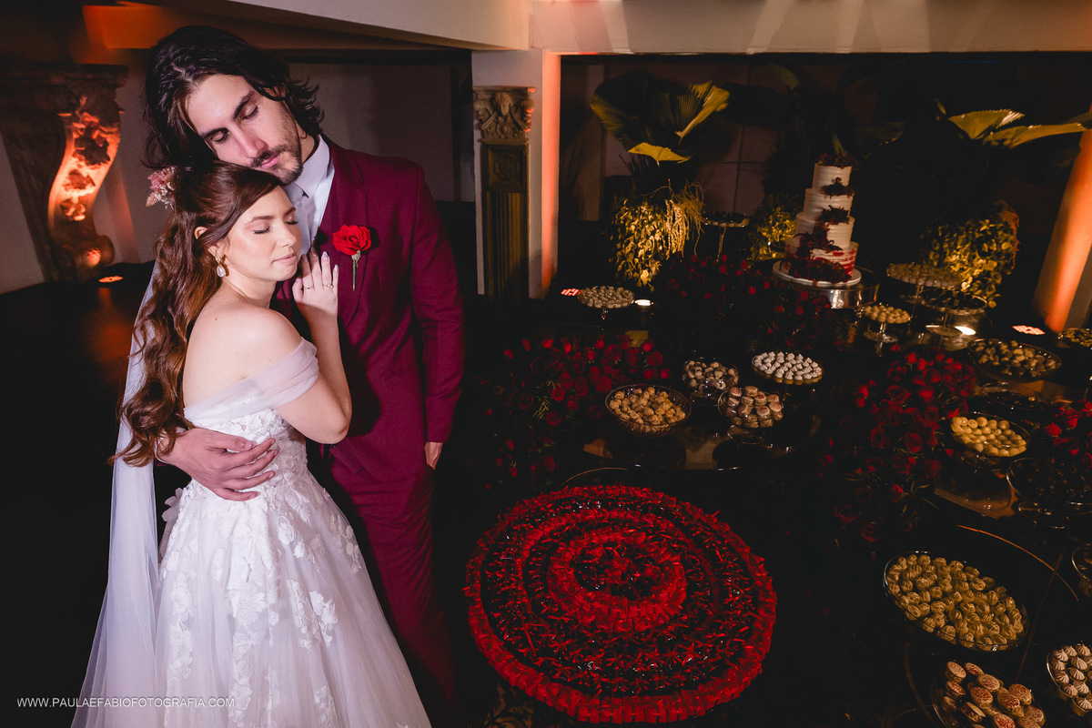 casamento-ana-paula-e-lucas-villa-riso-vila-aurea-eventos-sao-conrado-rj-fotos-protocolares-casal-de-noivos-paula-dau-fabio-figueiredo-fotografia-amor-em-movimento-producoes