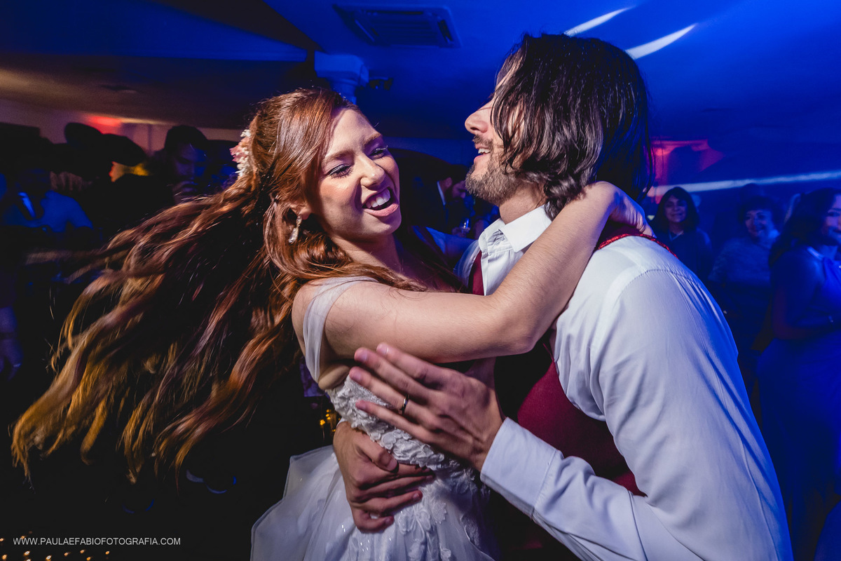 casamento-ana-paula-e-lucas-villa-riso-vila-aurea-eventos-sao-conrado-rj-pista-de-danca-paula-dau-fabio-figueiredo-fotografia-amor-em-movimento-producoes