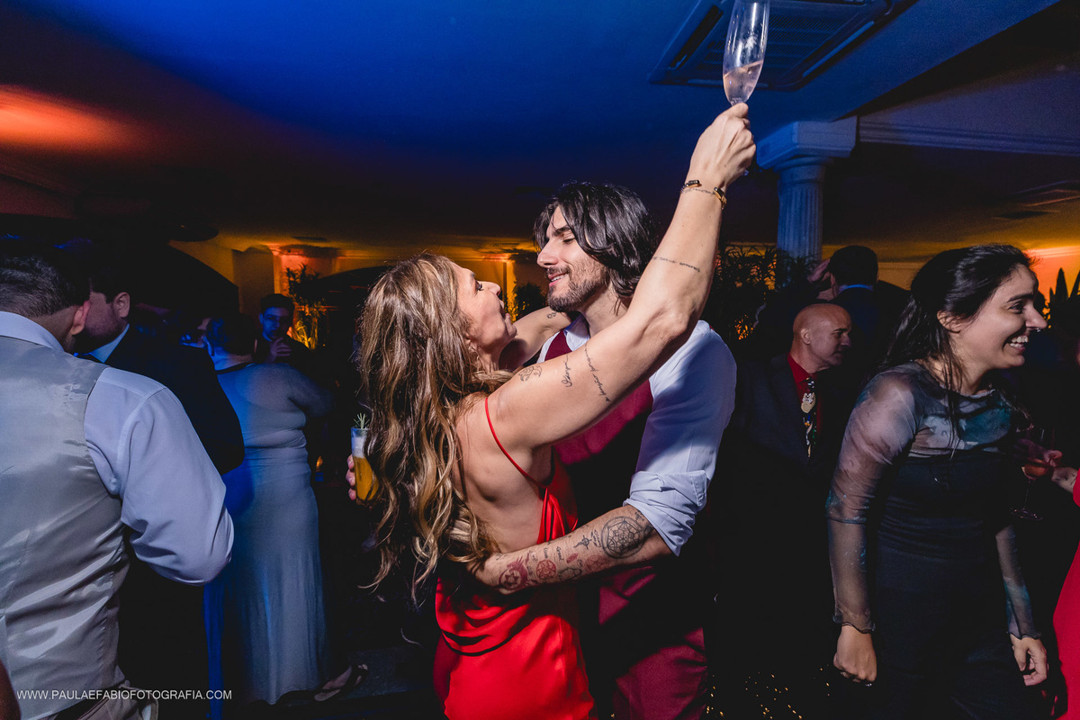 casamento-ana-paula-e-lucas-villa-riso-vila-aurea-eventos-sao-conrado-rj-pista-de-danca-paula-dau-fabio-figueiredo-fotografia-amor-em-movimento-producoes