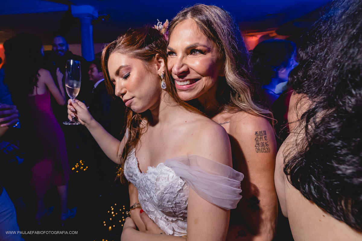 casamento-ana-paula-e-lucas-villa-riso-vila-aurea-eventos-sao-conrado-rj-pista-de-danca-paula-dau-fabio-figueiredo-fotografia-amor-em-movimento-producoes