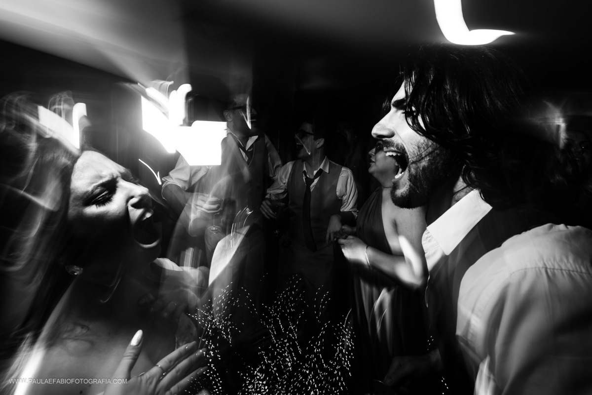 casamento-ana-paula-e-lucas-villa-riso-vila-aurea-eventos-sao-conrado-rj-pista-de-danca-paula-dau-fabio-figueiredo-fotografia-amor-em-movimento-producoes