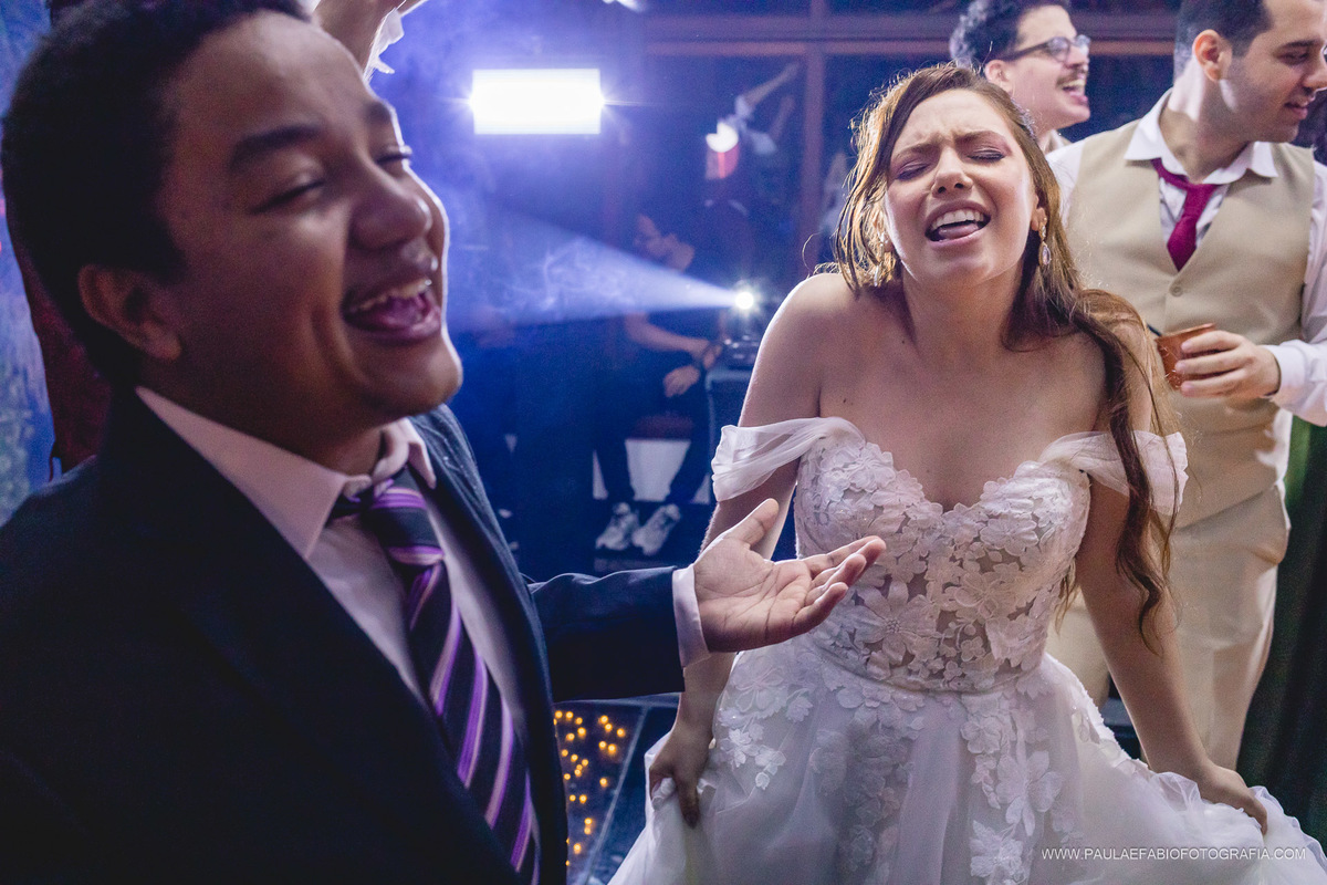 casamento-ana-paula-e-lucas-villa-riso-vila-aurea-eventos-sao-conrado-rj-pista-de-danca-paula-dau-fabio-figueiredo-fotografia-amor-em-movimento-producoes