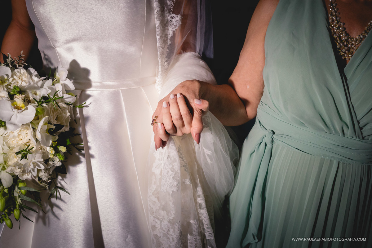 casamento-fernanda-e-victor-igreja-sao-francisco-da-penitencia-ballroom-alto-da-boa-vista-rj-paula-dau-fabio-figueiredo-fotografia-amor-em-movimento-producoes