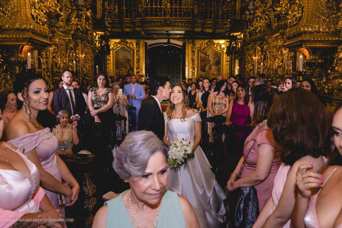 casamento-fernanda-e-victor-igreja-sao-francisco-da-penitencia-ballroom-alto-da-boa-vista-rj-paula-dau-fabio-figueiredo-fotografia-amor-em-movimento-producoes