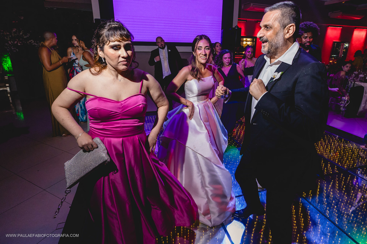 casamento-fernanda-e-victor-igreja-sao-francisco-da-penitencia-ballroom-alto-da-boa-vista-rj-paula-dau-fabio-figueiredo-fotografia-amor-em-movimento-producoes