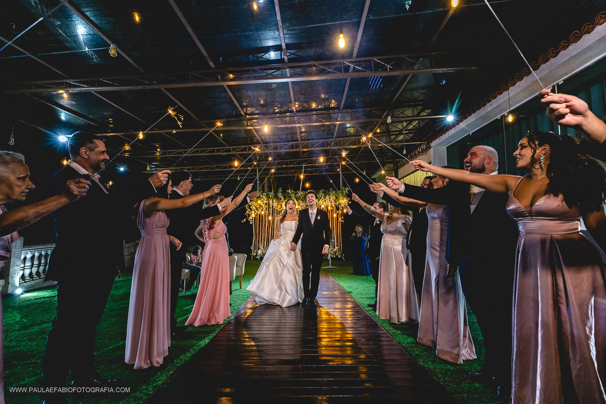 casamento-fernanda-e-victor-igreja-sao-francisco-da-penitencia-ballroom-alto-da-boa-vista-rj-paula-dau-fabio-figueiredo-fotografia-amor-em-movimento-producoes