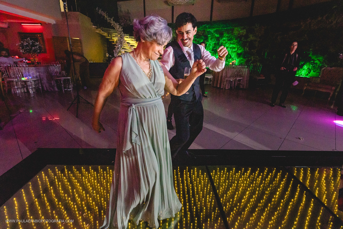 casamento-fernanda-e-victor-igreja-sao-francisco-da-penitencia-ballroom-alto-da-boa-vista-rj-paula-dau-fabio-figueiredo-fotografia-amor-em-movimento-producoes