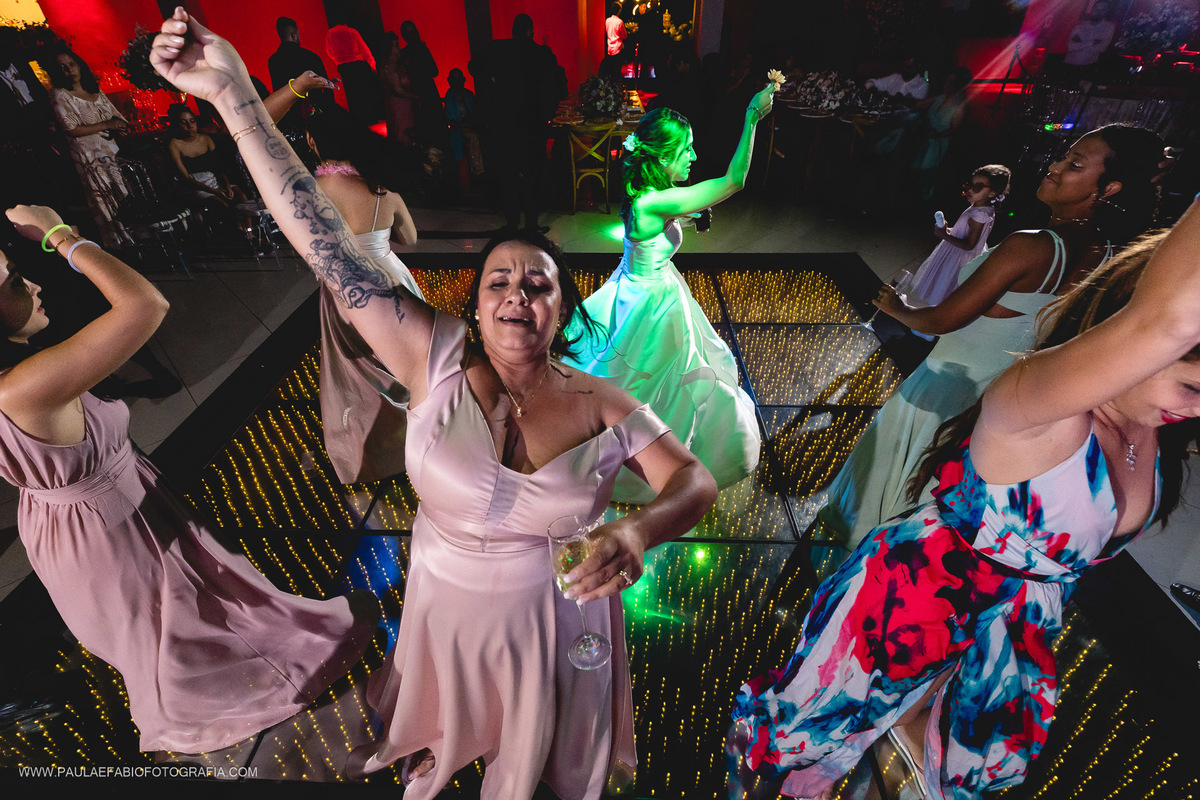 casamento-fernanda-e-victor-igreja-sao-francisco-da-penitencia-ballroom-alto-da-boa-vista-rj-paula-dau-fabio-figueiredo-fotografia-amor-em-movimento-producoes