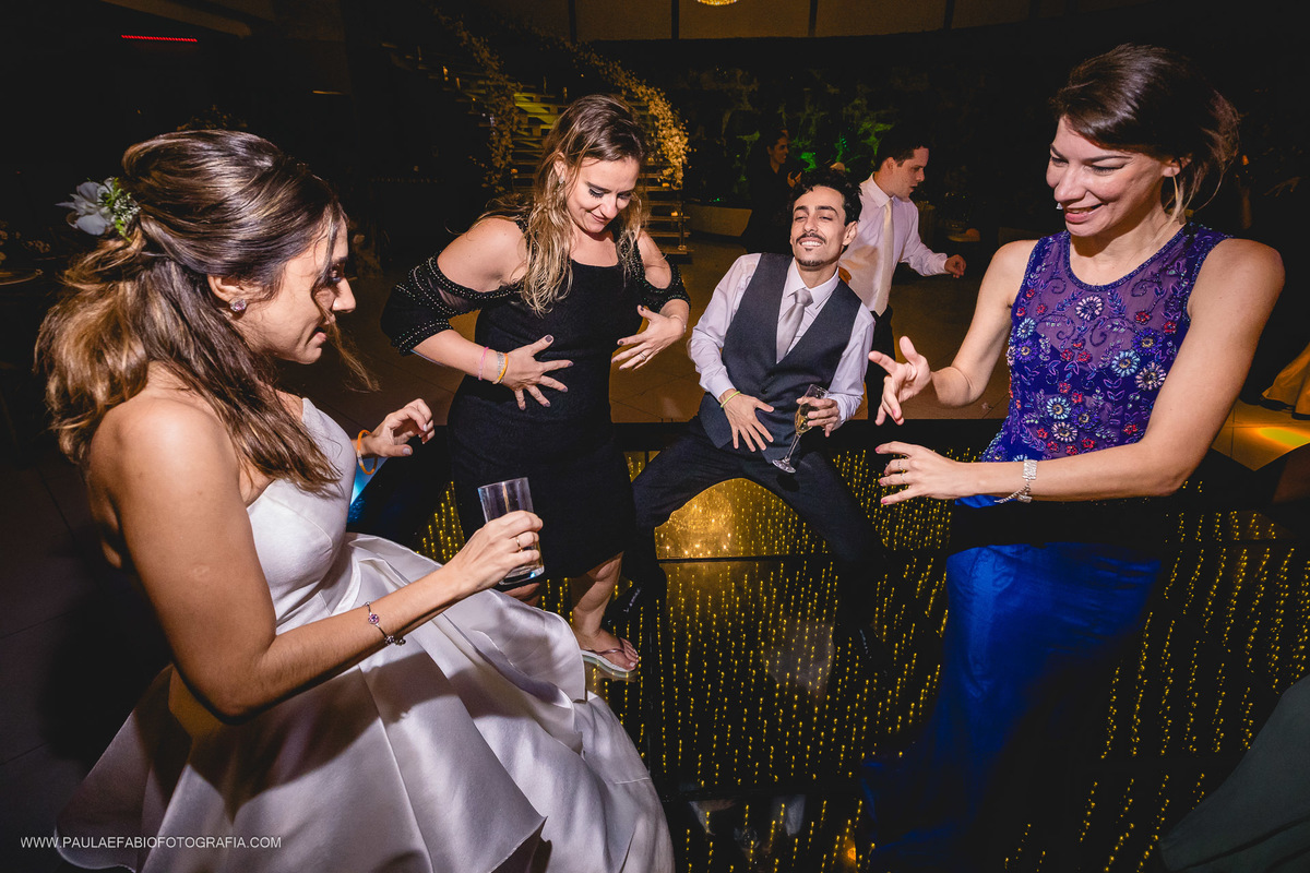 casamento-fernanda-e-victor-igreja-sao-francisco-da-penitencia-ballroom-alto-da-boa-vista-rj-paula-dau-fabio-figueiredo-fotografia-amor-em-movimento-producoes