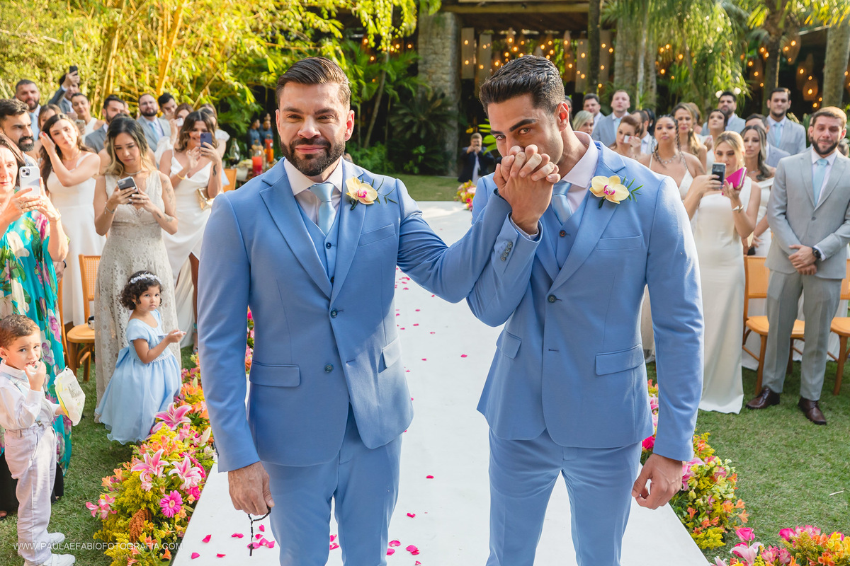 casamento-felipe-e-juan-alem-do-sonho-guaratiba-rj-paula-dau-fabio-figueiredo-fotografia-amor-em-movimento-producoes