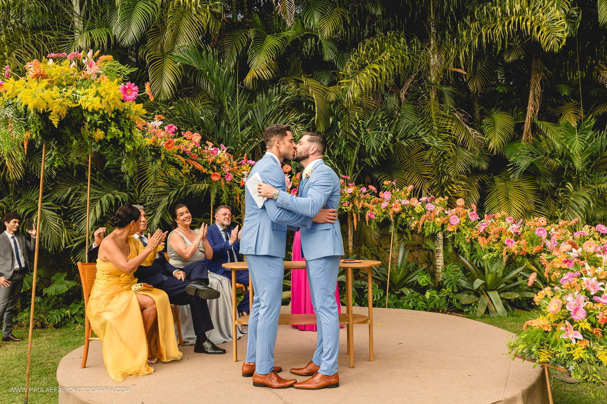 casamento-felipe-e-juan-alem-do-sonho-guaratiba-rj-paula-dau-fabio-figueiredo-fotografia-amor-em-movimento-producoes