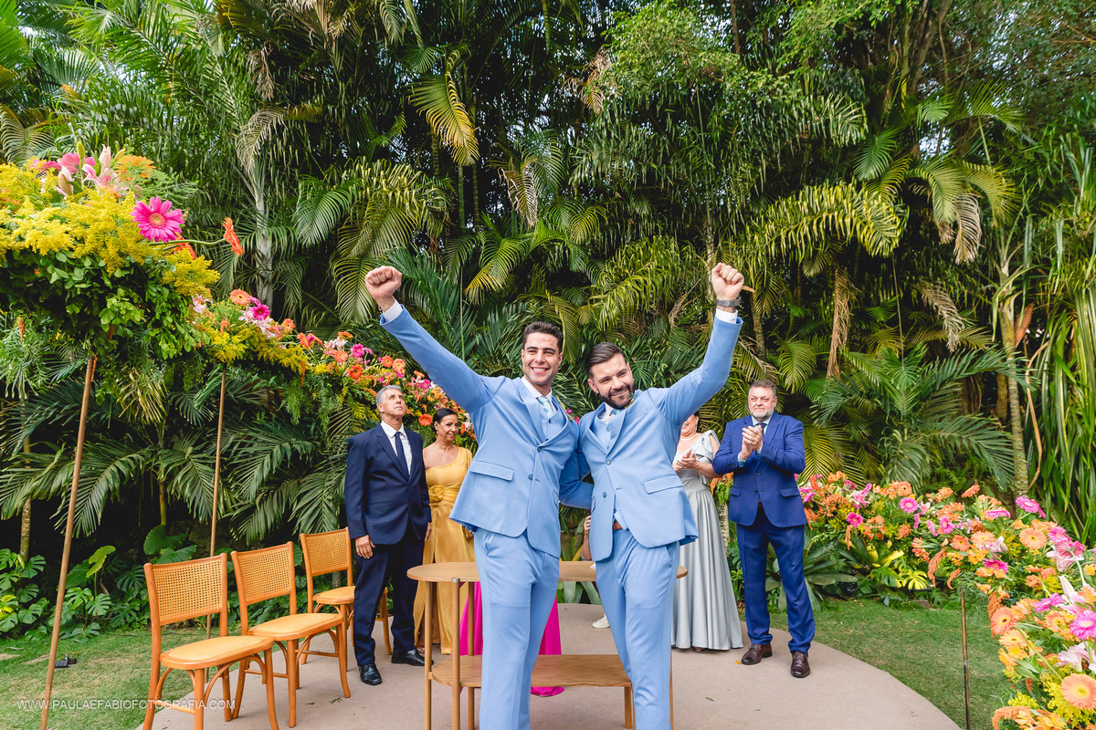 casamento-felipe-e-juan-alem-do-sonho-guaratiba-rj-paula-dau-fabio-figueiredo-fotografia-amor-em-movimento-producoes