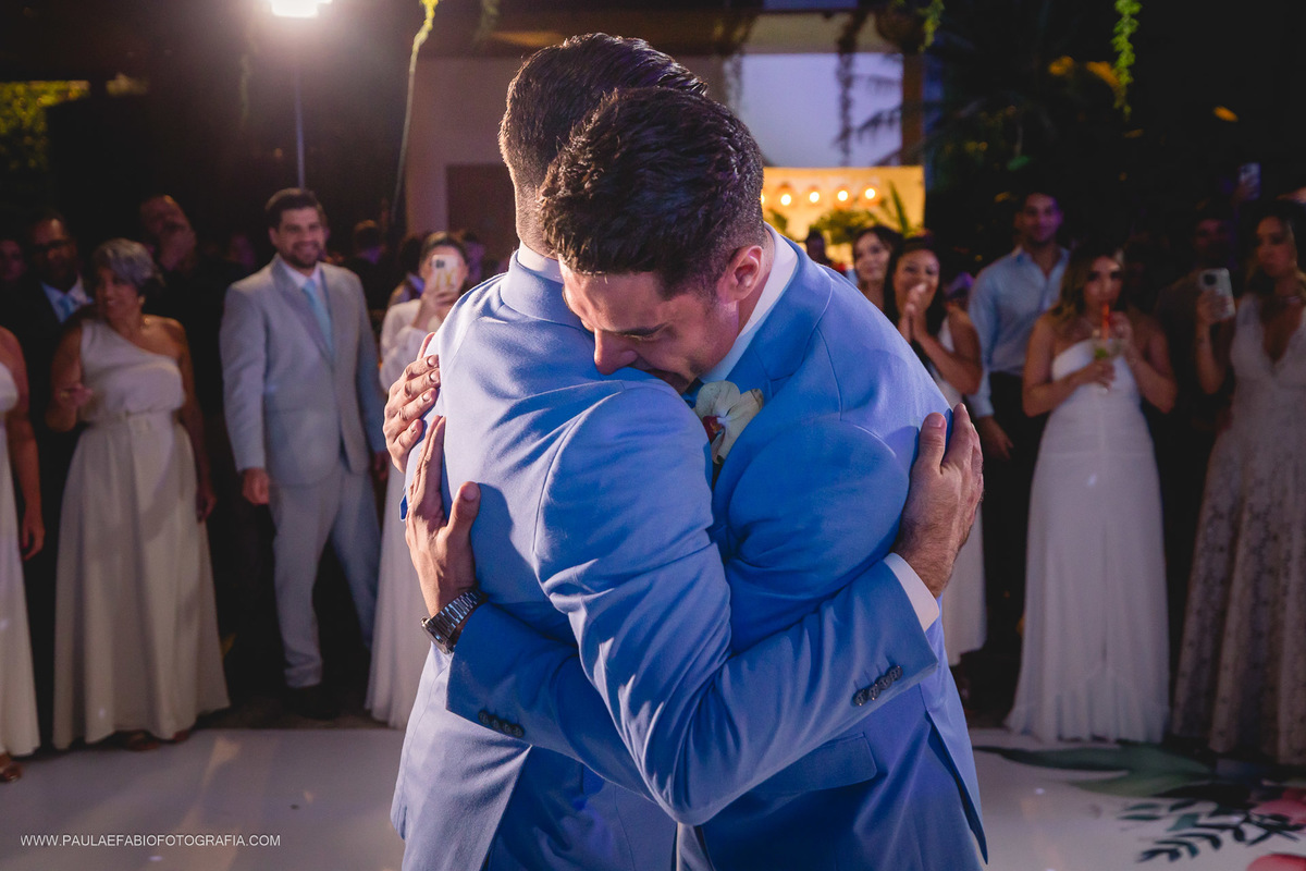 casamento-felipe-e-juan-alem-do-sonho-guaratiba-rj-paula-dau-fabio-figueiredo-fotografia-amor-em-movimento-producoes