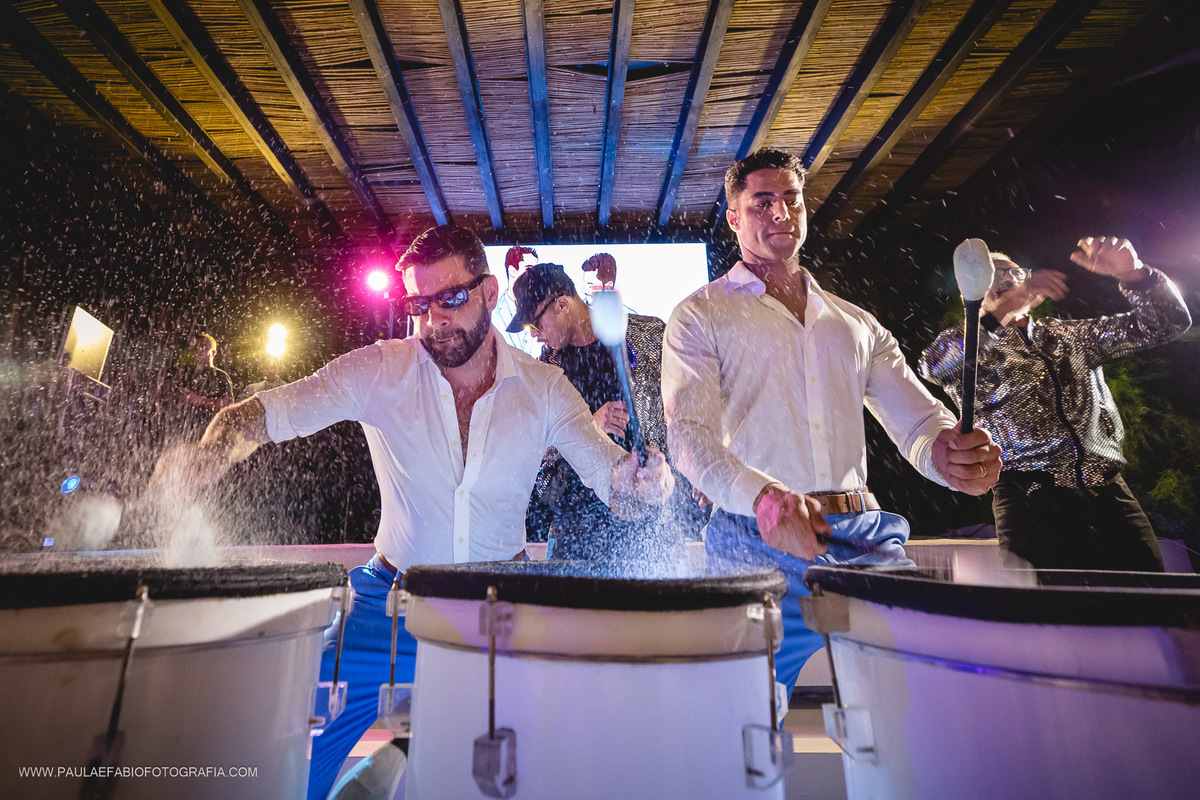 casamento-felipe-e-juan-alem-do-sonho-guaratiba-rj-paula-dau-fabio-figueiredo-fotografia-amor-em-movimento-producoes