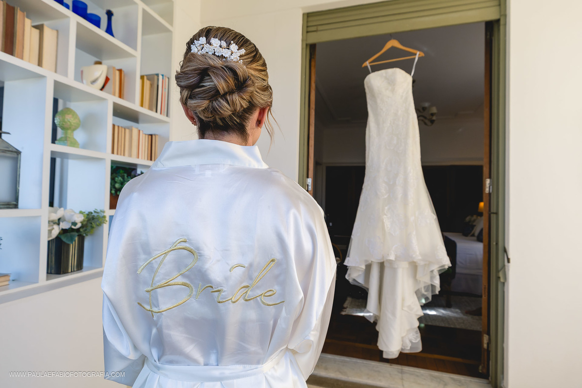 destination-wedding-casamento-fernanda-e-keith-casa-de-santa-teresa-rio-de-janeiro-dia-da-noiva-gerthrudes-rio-gerthrudes-noivos-paula-dau-fabio-figueiredo-fotografia-amor-em-movimento-producoes