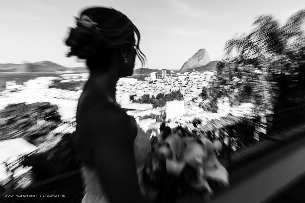 destination-wedding-casamento-fernanda-e-keith-casa-de-santa-teresa-rio-de-janeiro-dia-da-noiva-gerthrudes-rio-gerthrudes-noivos-paula-dau-fabio-figueiredo-fotografia-amor-em-movimento-producoes