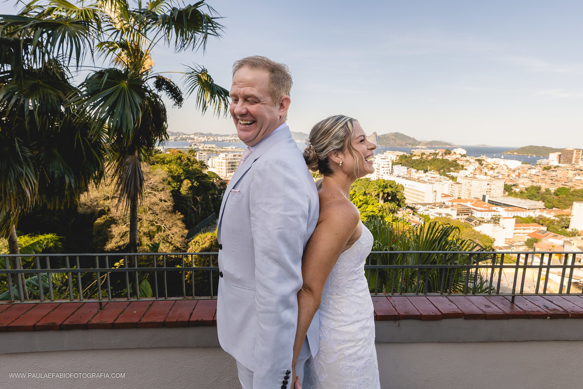 destination-wedding-casamento-fernanda-e-keith-casa-de-santa-teresa-rio-de-janeiro-dia-da-noiva-gerthrudes-rio-gerthrudes-noivos-paula-dau-fabio-figueiredo-fotografia-amor-em-movimento-producoes