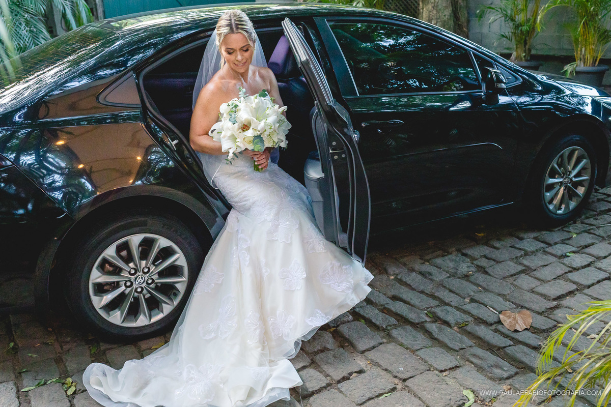 destination-wedding-casamento-fernanda-e-keith-casa-de-santa-teresa-rio-de-janeiro-paula-dau-fabio-figueiredo-fotografia-amor-em-movimento-producoes