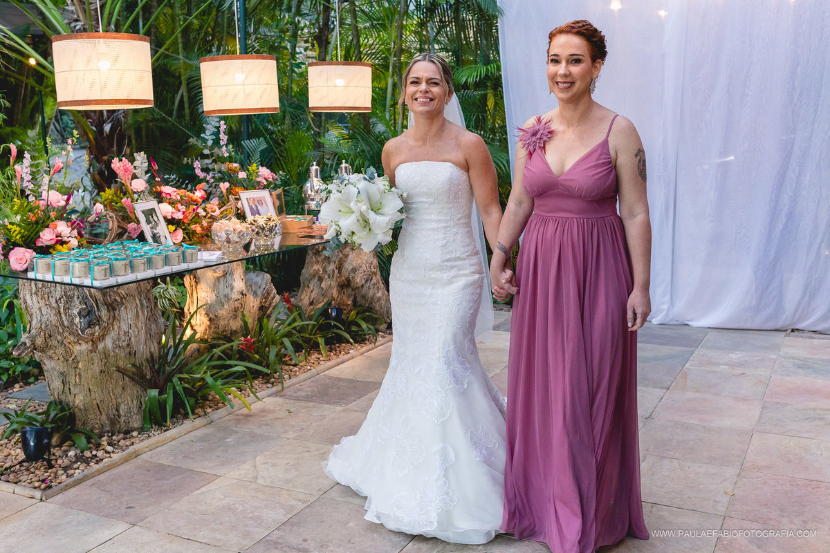 destination-wedding-casamento-fernanda-e-keith-casa-de-santa-teresa-rio-de-janeiro-paula-dau-fabio-figueiredo-fotografia-amor-em-movimento-producoes