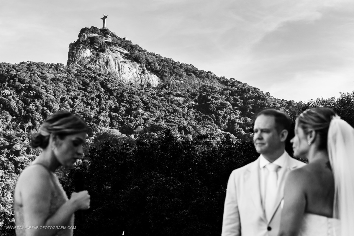 destination-wedding-casamento-fernanda-e-keith-casa-de-santa-teresa-rio-de-janeiro-paula-dau-fabio-figueiredo-fotografia-amor-em-movimento-producoes